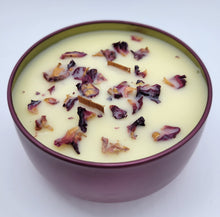 Load image into Gallery viewer, Rose Candle